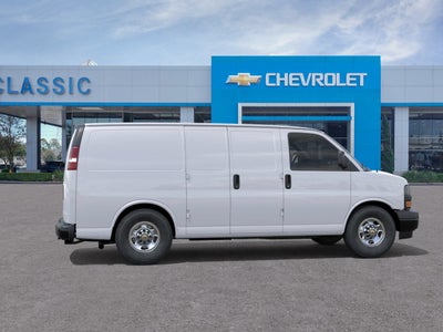 2025 Chevrolet Express Cargo WT