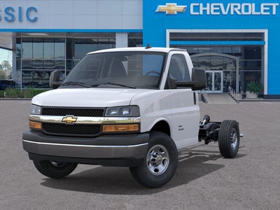2026 Chevrolet Express Cutaway 3500 1WT