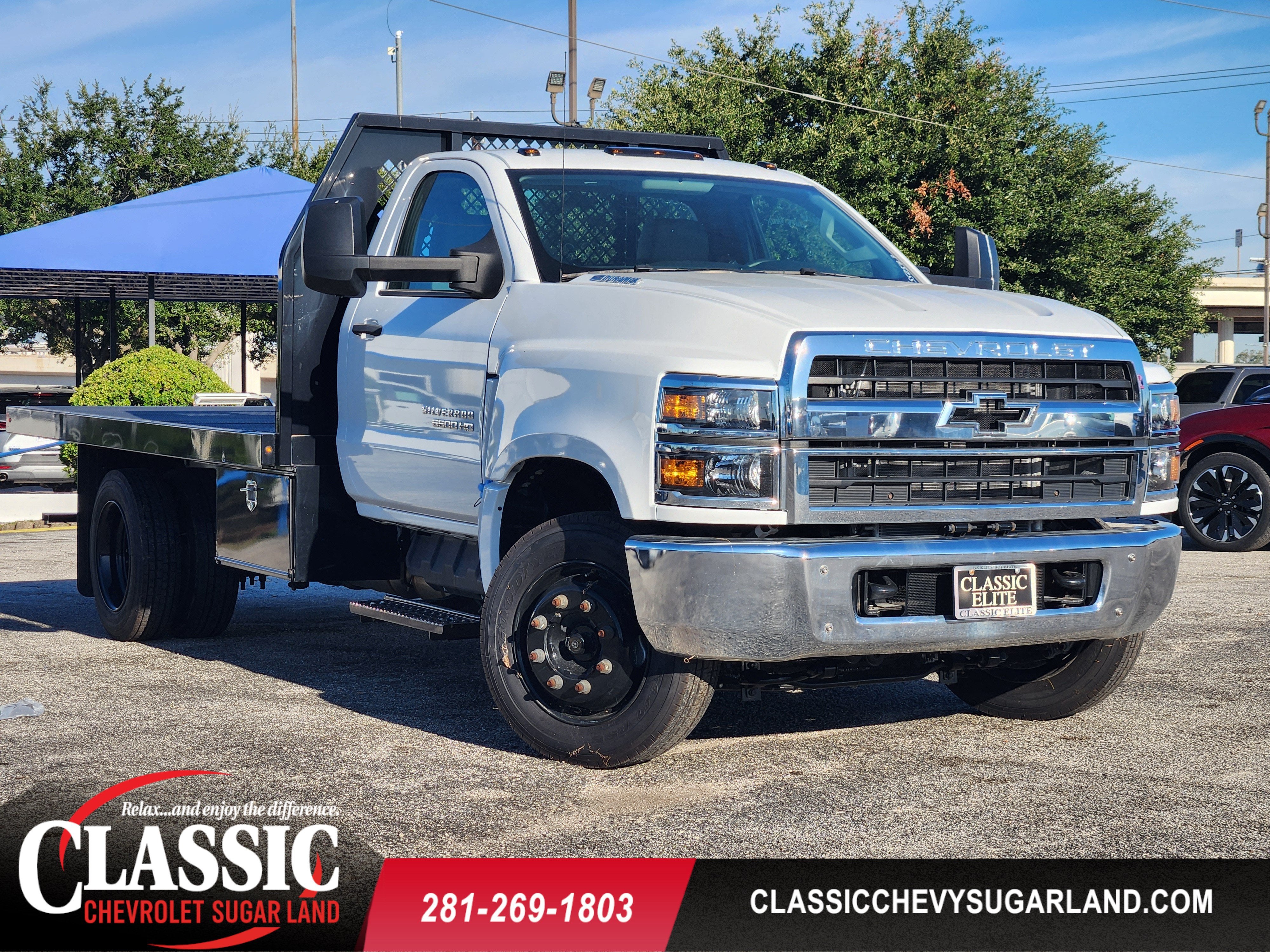 2024 Chevrolet Silverado 5500 HD Work Truck