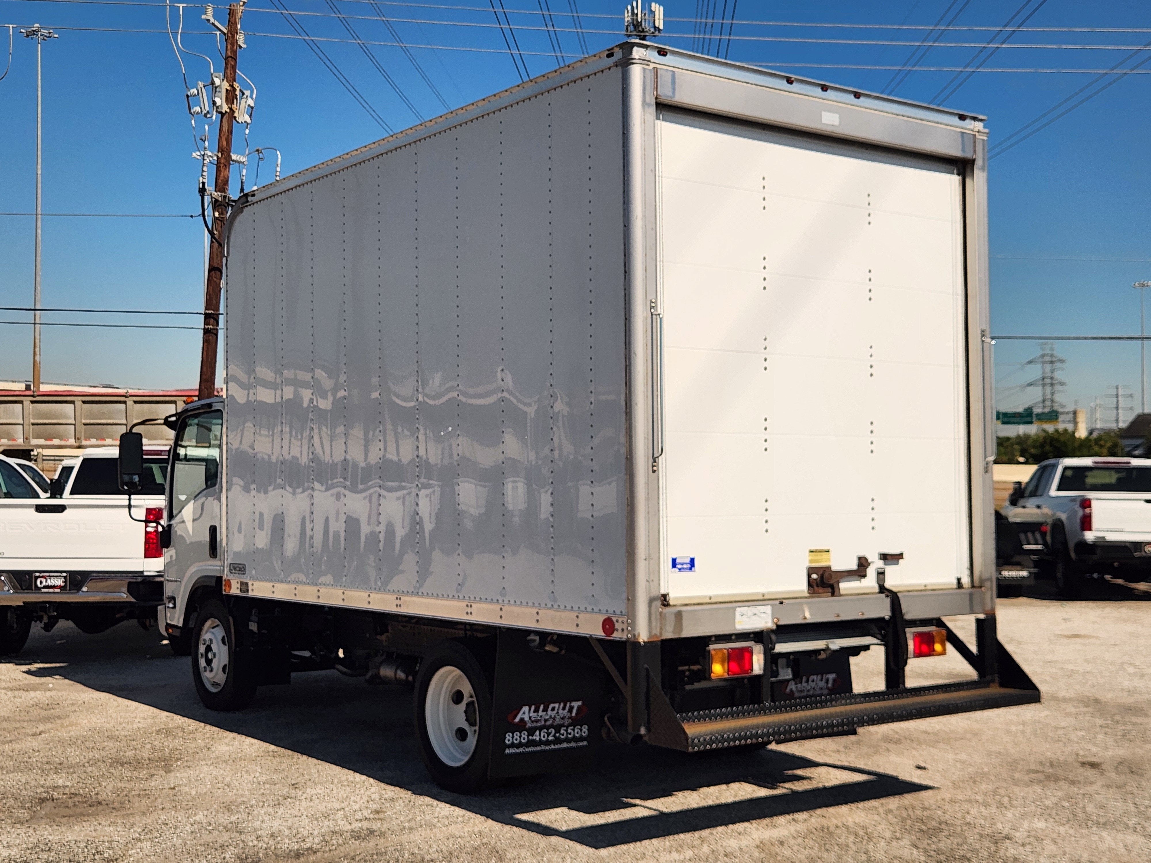 2024 Chevrolet Low Cab Forward 4500 HG BASE