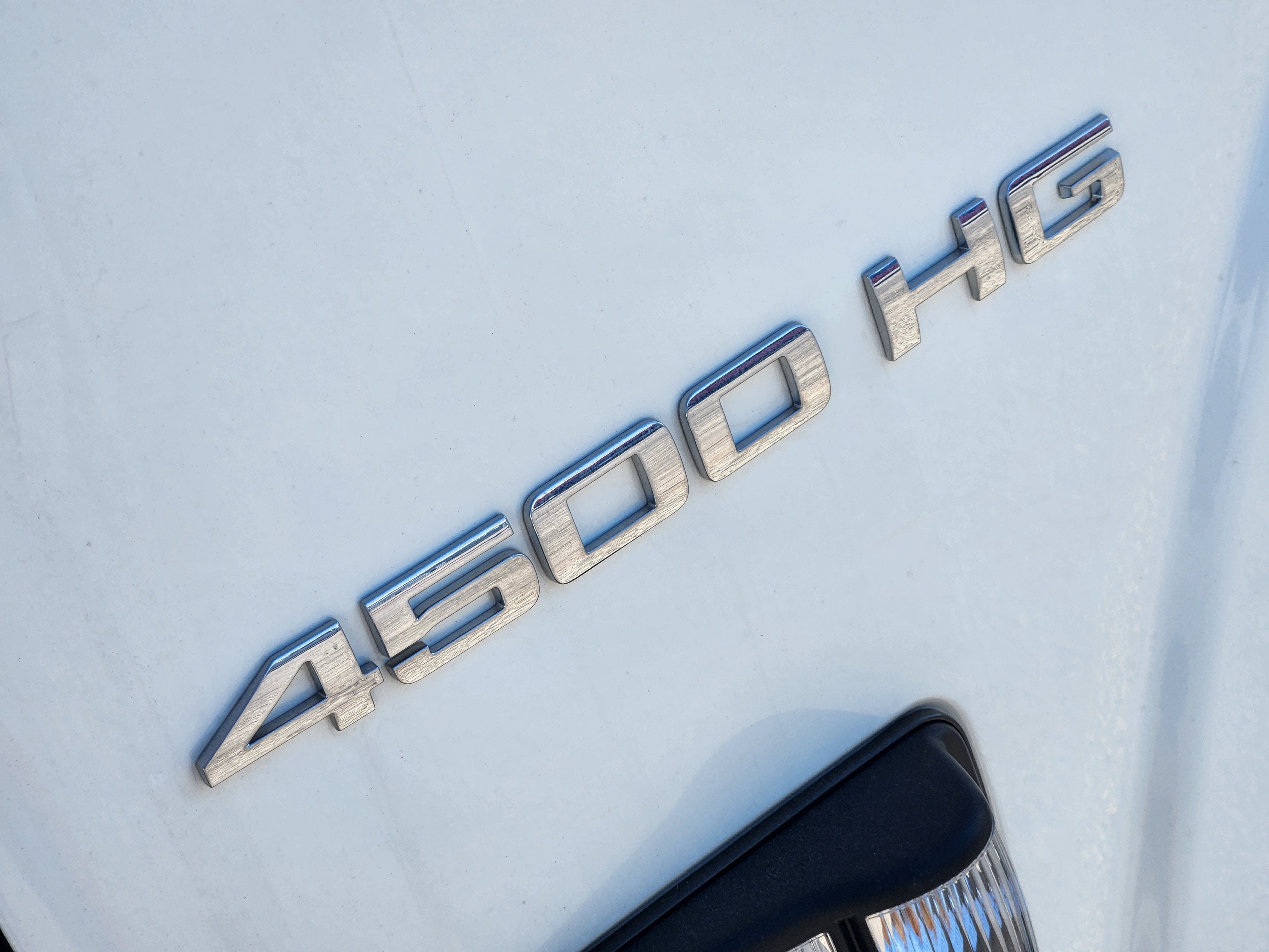 2024 Chevrolet Low Cab Forward 4500 HG BASE