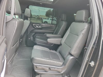 2024 Chevrolet Suburban LT