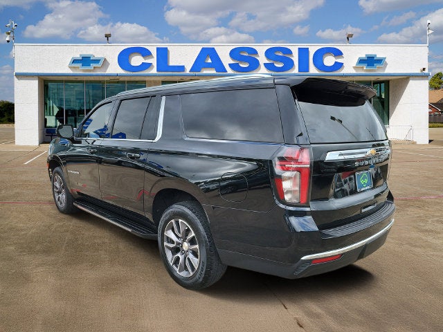 2024 Chevrolet Suburban LT