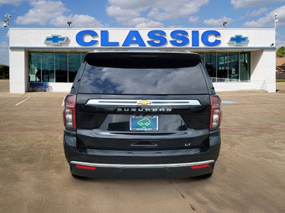 2024 Chevrolet Suburban LT