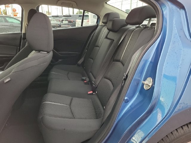 2018 Mazda Mazda3 4-Door Sport