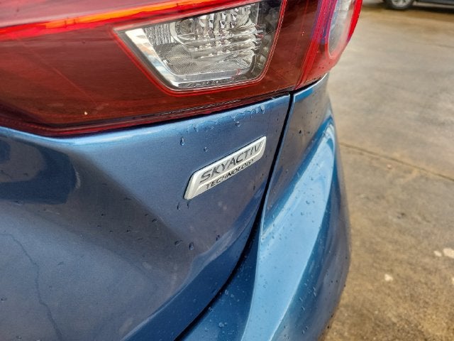 2018 Mazda Mazda3 4-Door Sport